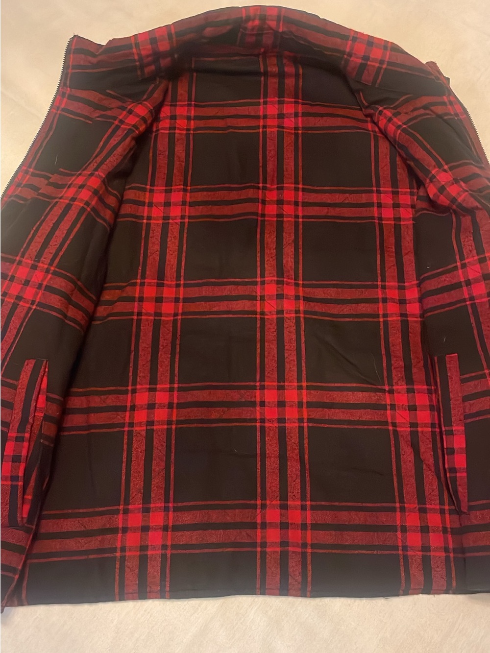 J Crew Men's Quilted Reversible Vest - Black with Red Plaid XXL - Picture 2 of 2